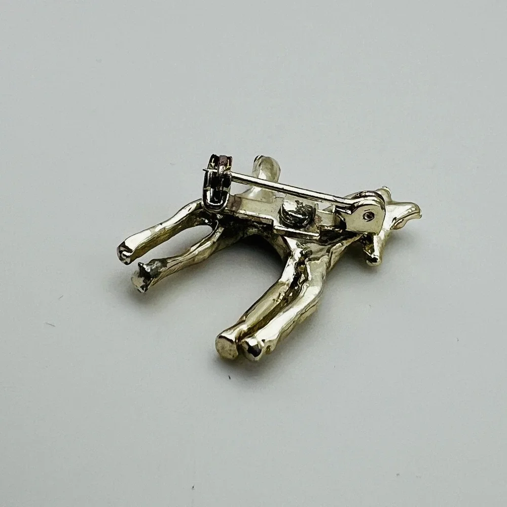 Horse Brooch Vintage Gold Tone Standing Figural Pony Whimsical‎ Equestrian Pin